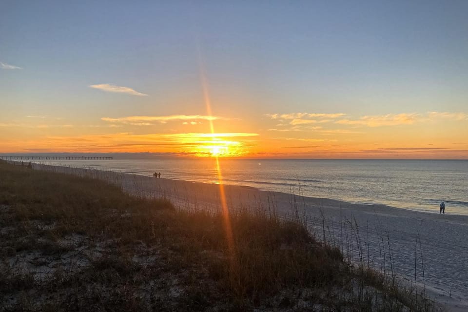 Beachfront condo shared pool large balcony and beach access House in Pensacola Beach