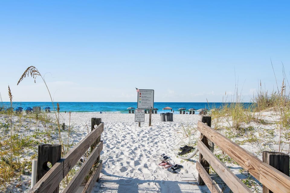 Beachfront resort condo with gulf views pools splash pad hot tub & gym House in Panama City Beach