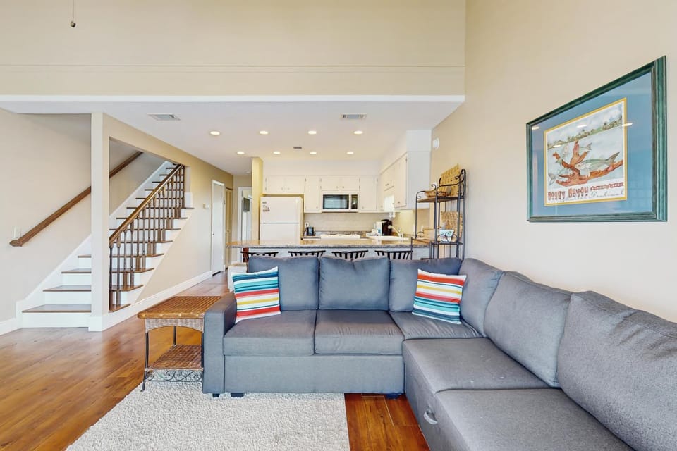 Cozy coastal condo with a loft shared pool and beach access House in Panama City Beach