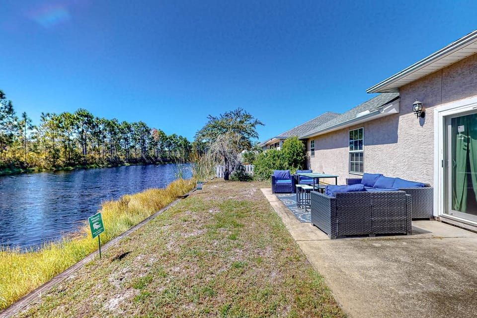 Waterside Home in Gated Community with Pools & Tennis - 5 Minutes to Beach House in Upper Grand Lagoon
