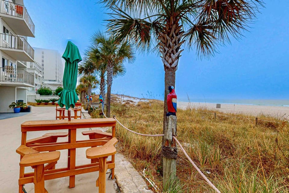 Dog-friendly beachfront condo with pool hot tub AC & Gulf views House in Panama City Beach