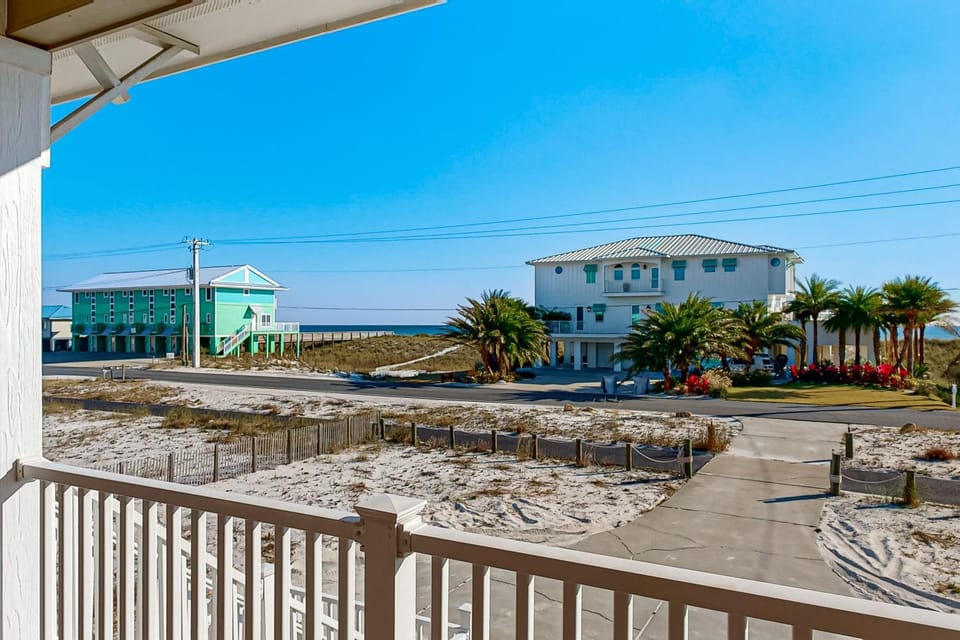 Spacious Gulf-View Home with Large Decks Private W&D and Steps Away From Beach House in Pensacola Beach