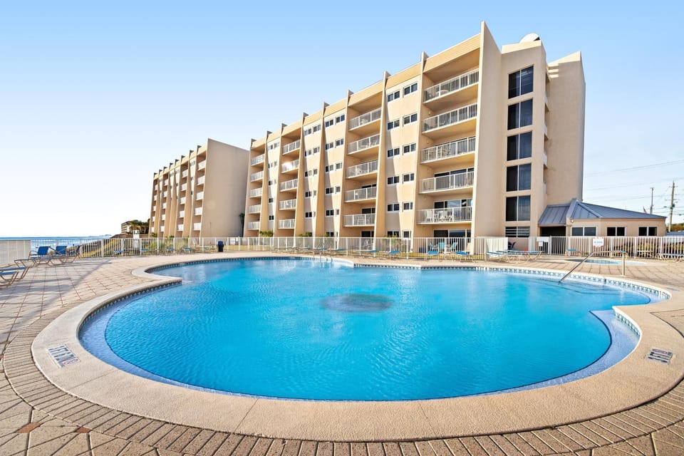 Oceanfront condo with heated pool tennis grilling station & gym - balcony House in Miramar Beach
