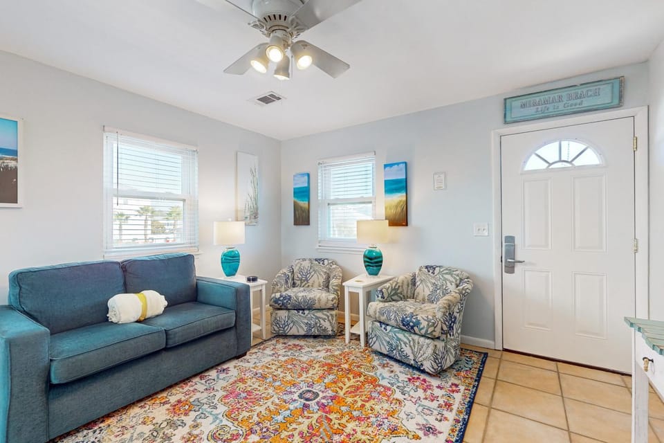 Condo with beach access resort pools & relaxing balcony House in Miramar Beach