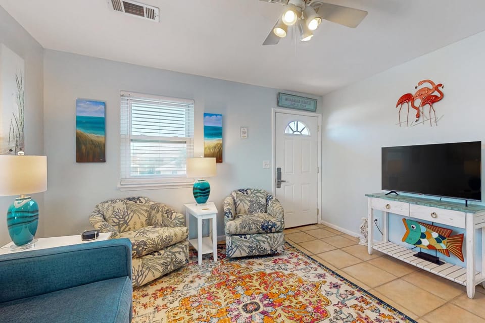 Condo with beach access resort pools & relaxing balcony House in Miramar Beach
