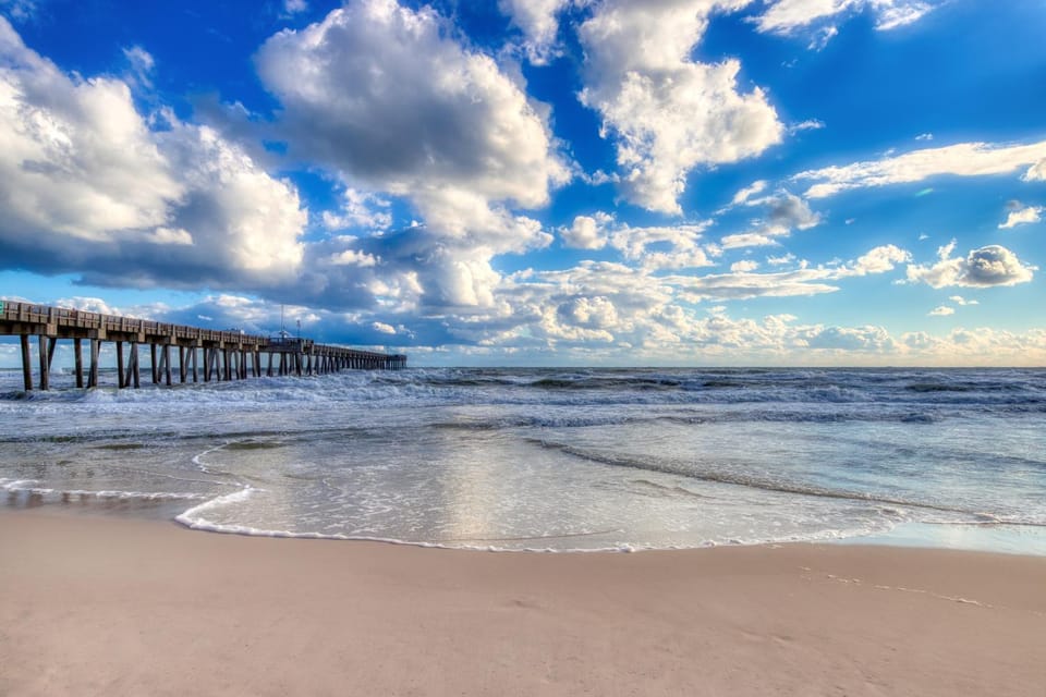 Gorgeous beachfront condo shared & and beach access House in Panama City Beach