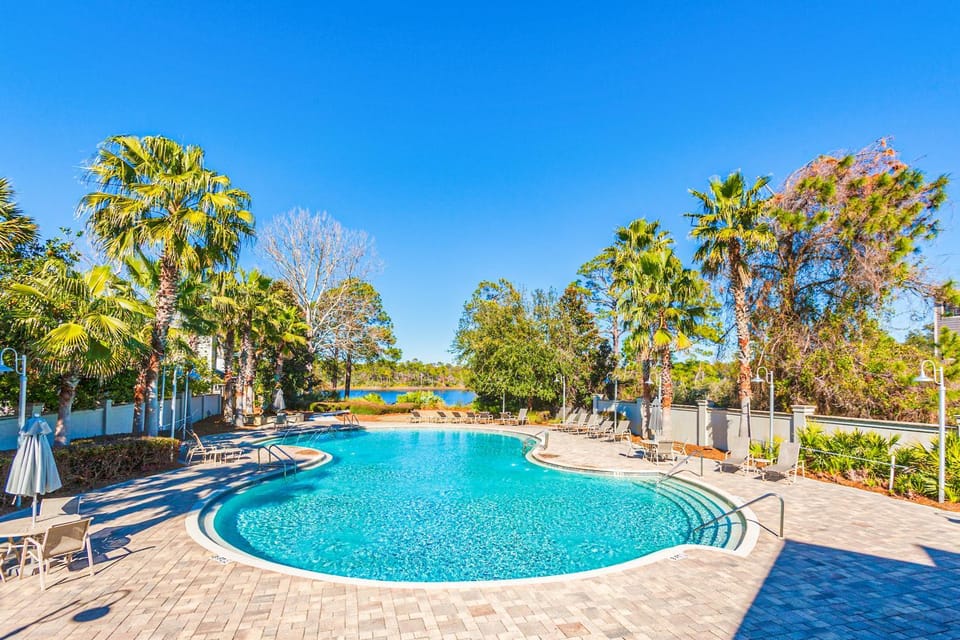 Brand-new house on Powell Lake near beach & 30A with pool W&D & gym House in Inlet Beach