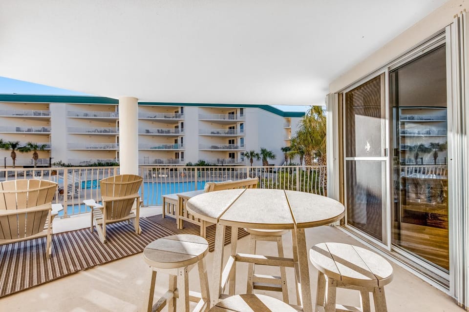 First-floor condo with sauna gym pool tennis & pickleball Apartment in South Walton County