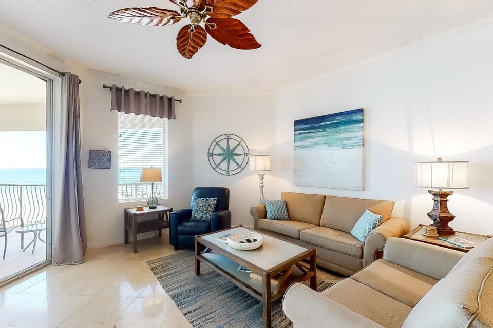 Dog-friendly 4th-floor 3-bedroom condo with stunning Gulf views & pickleball House in South Walton County