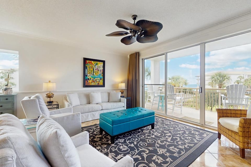 Amazing High Pointe condo with grill hot tub pool tennis & pickleball House in Rosemary Beach