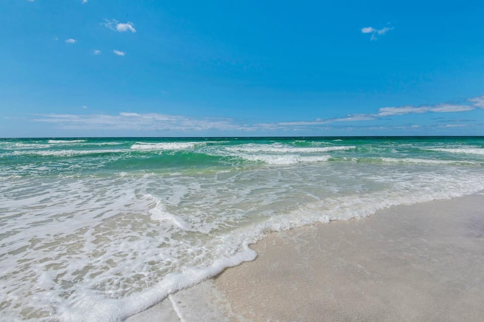 Spacious getaway with Gulf view beach access tennis & pickleball House in Rosemary Beach