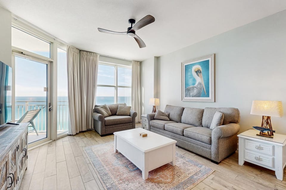 Stylish oceanfront condo including shared pool and beach access House in Panama City Beach