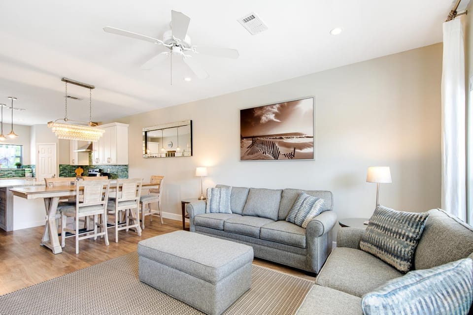 Dog-friendly townhome with pool hot tub & tennis - walk to beach House in South Walton County