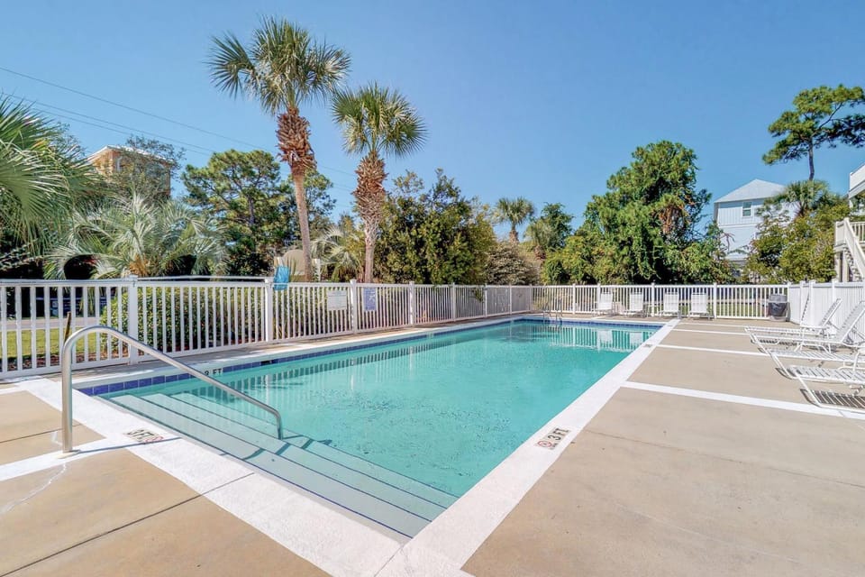 Dog-friendly townhome with pool hot tub & tennis - walk to beach House in South Walton County