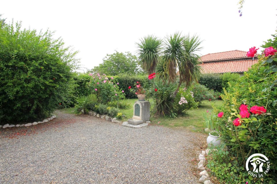 Chez Léonie House in Occitanie