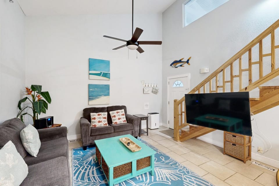Classic Beach Condo with a Shared Pool Loft & Grill - Walk to the Beach House in Saint George Island