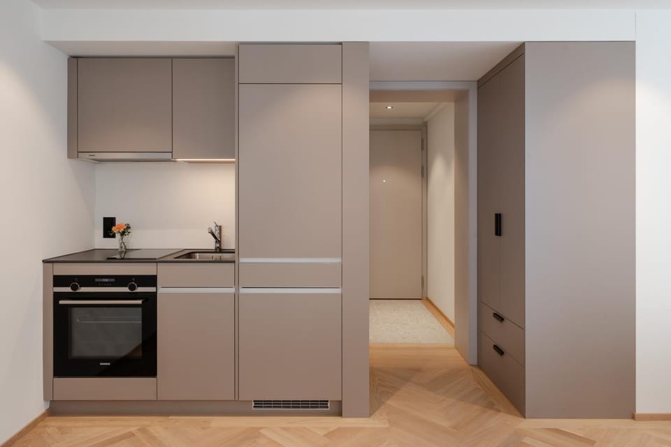 Kitchen or kitchenette