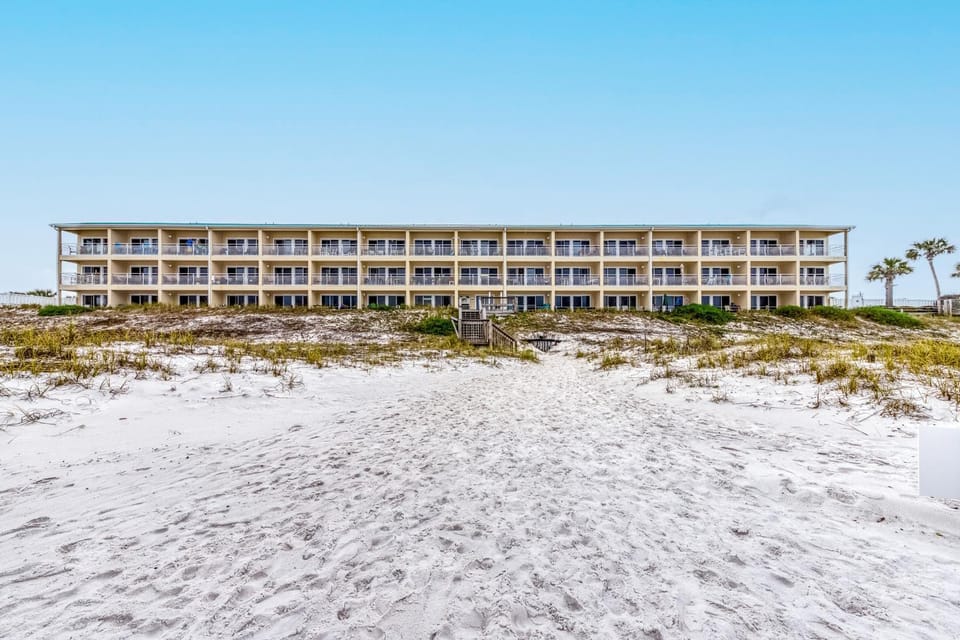 1st-Floor Condo with Gulf View Grill Pools Beach Access Near Shops and Dining House in Destin