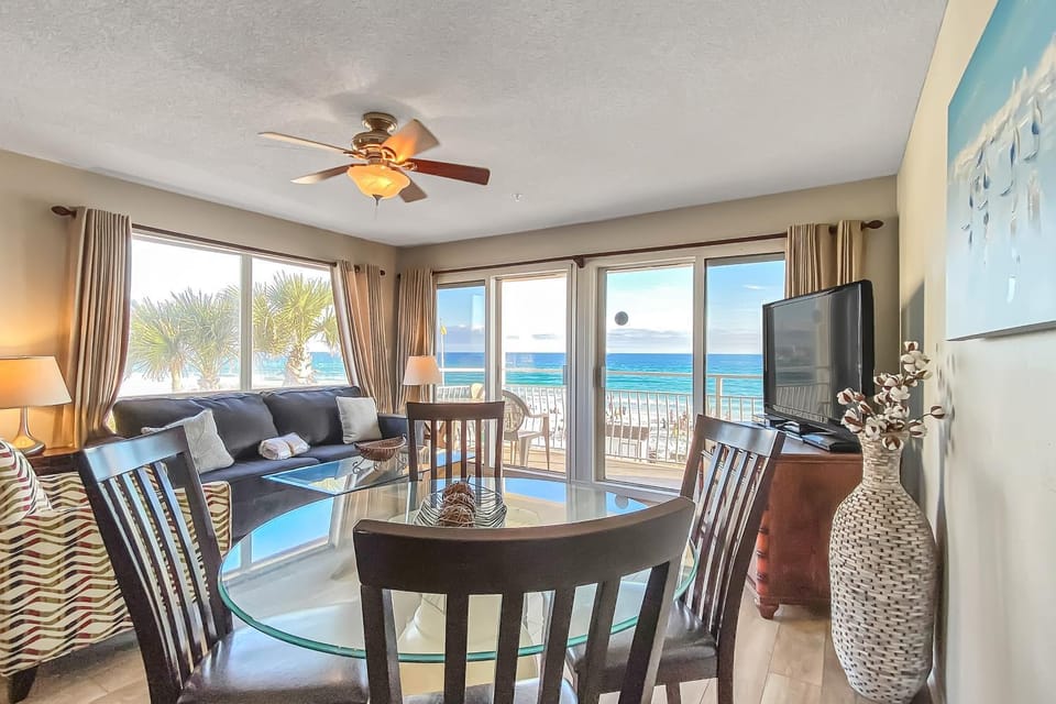 Second-Floor Gulf Front Condo with Shared Pool & Boardwalk in the Heart of Destin House in Destin