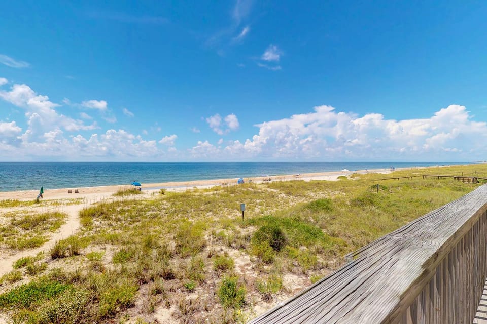 Beachfront home with expansive deck screened porch washer&dryer & central AC House in Saint George Island