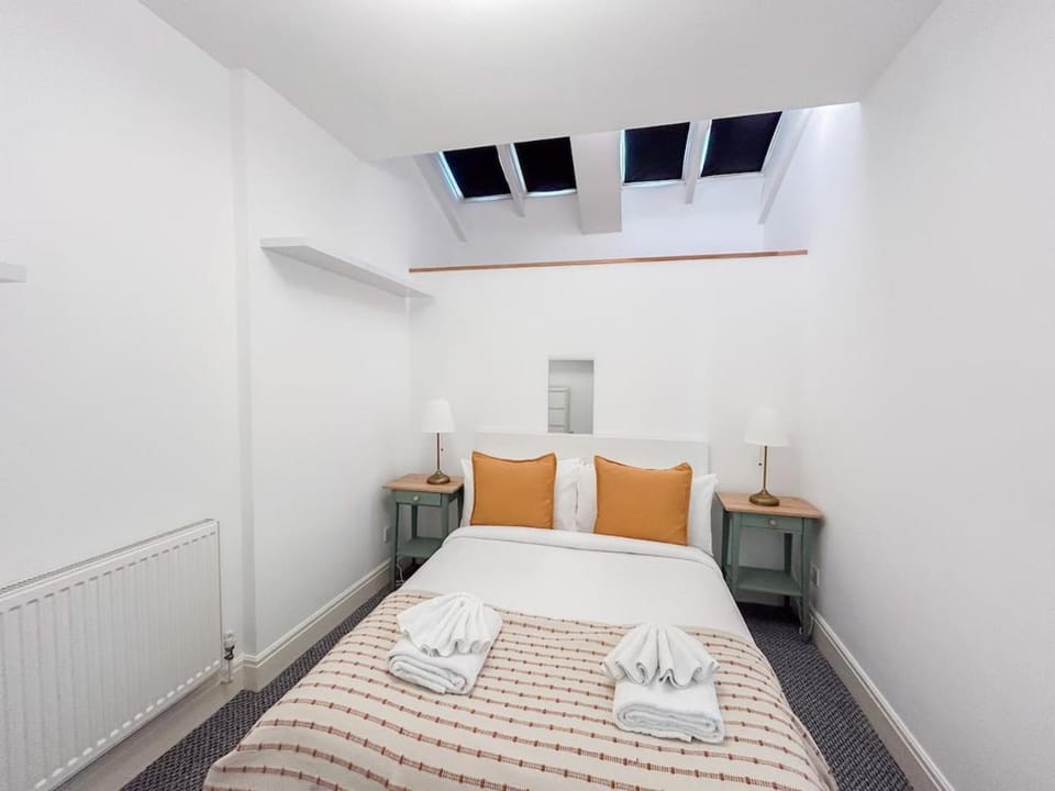 Stylish Camden Apartment C8 Apartment in London Borough of Islington