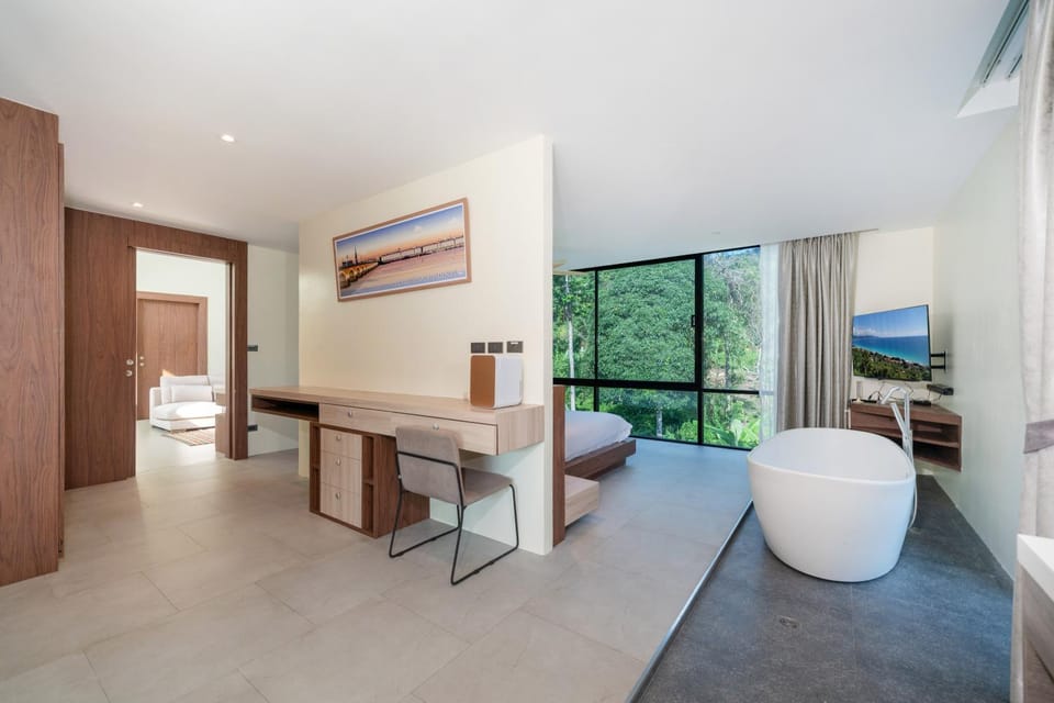 Bathroom, TV and multimedia, Bedroom, Bath