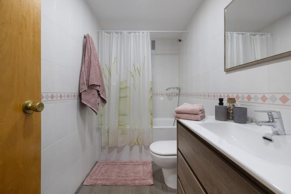 Bathroom, Living room