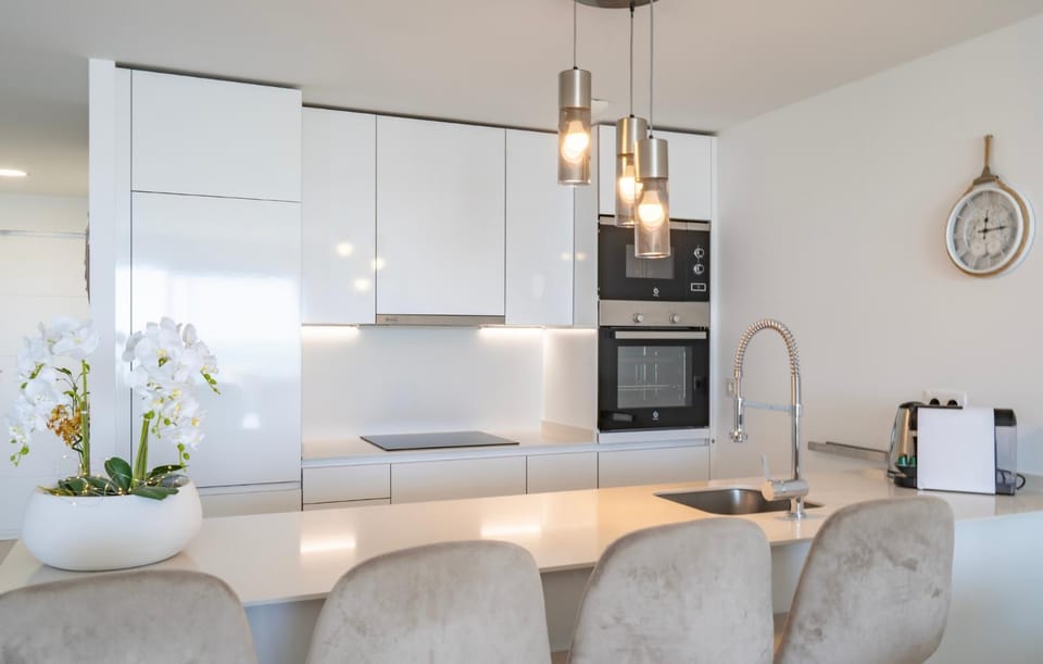 Kitchen or kitchenette, oven, stove