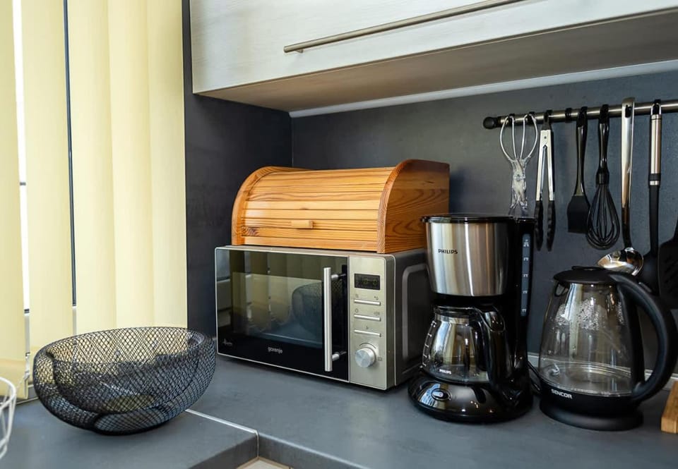 Coffee/tea facilities, Kitchen or kitchenette