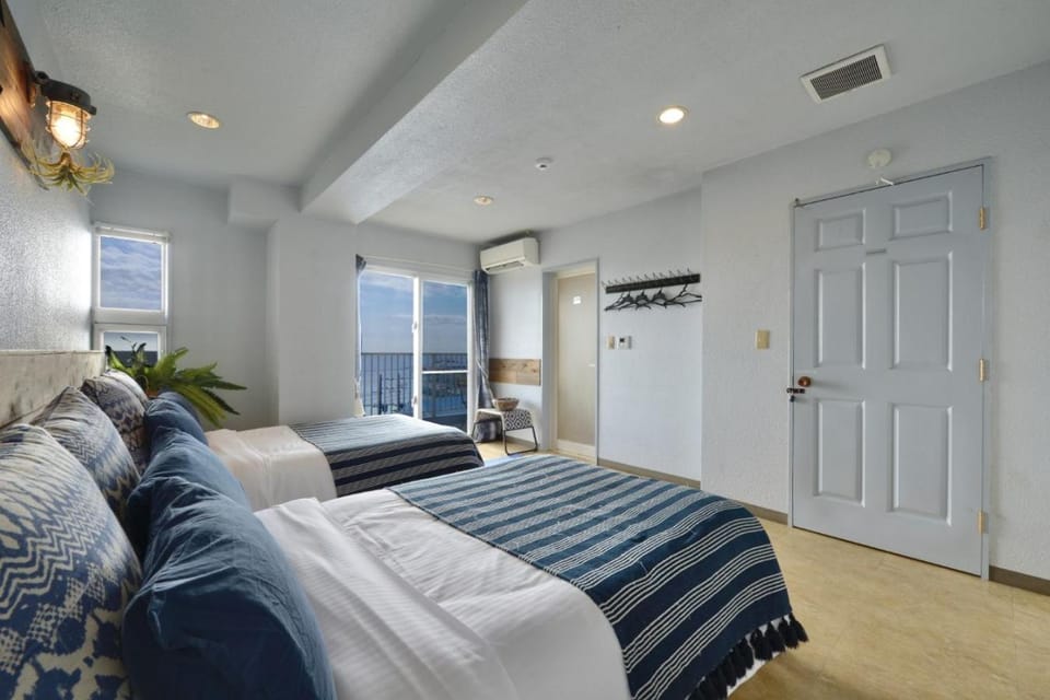 Sea Side TOYA Apartment in Okinawa Prefecture