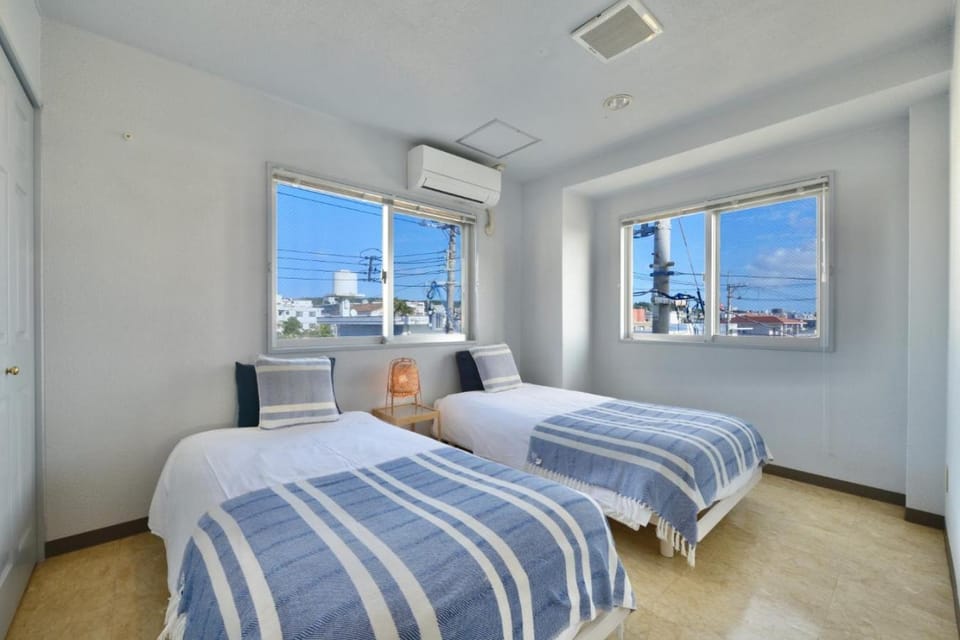 Sea Side TOYA Apartment in Okinawa Prefecture