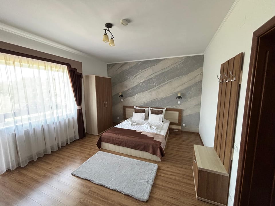Bed, Photo of the whole room, Bedroom, towels, wardrobe