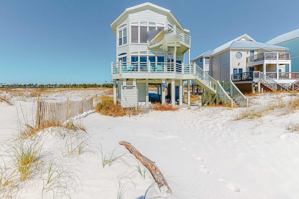 Gulf-Front Retreat with Private Balcony Views Shared Outdoor Pool Outdoor Shower House in Alabama