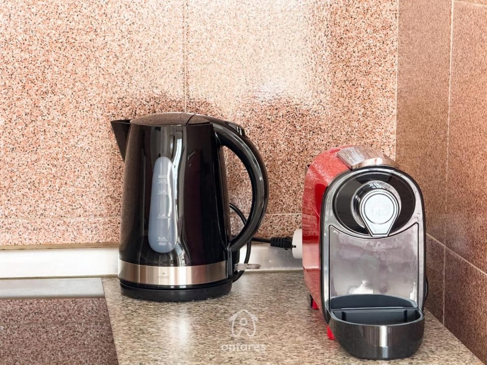 Coffee/tea facilities, Kitchen or kitchenette