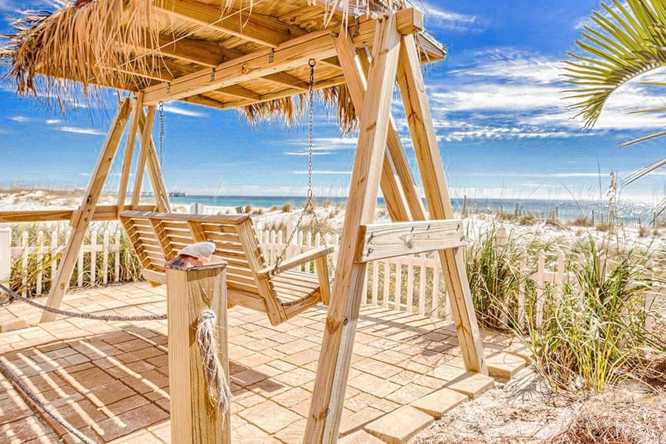 Comfortable Gulf-front condo with pool hot tub washer dryer & central AC House in Gulf Shores