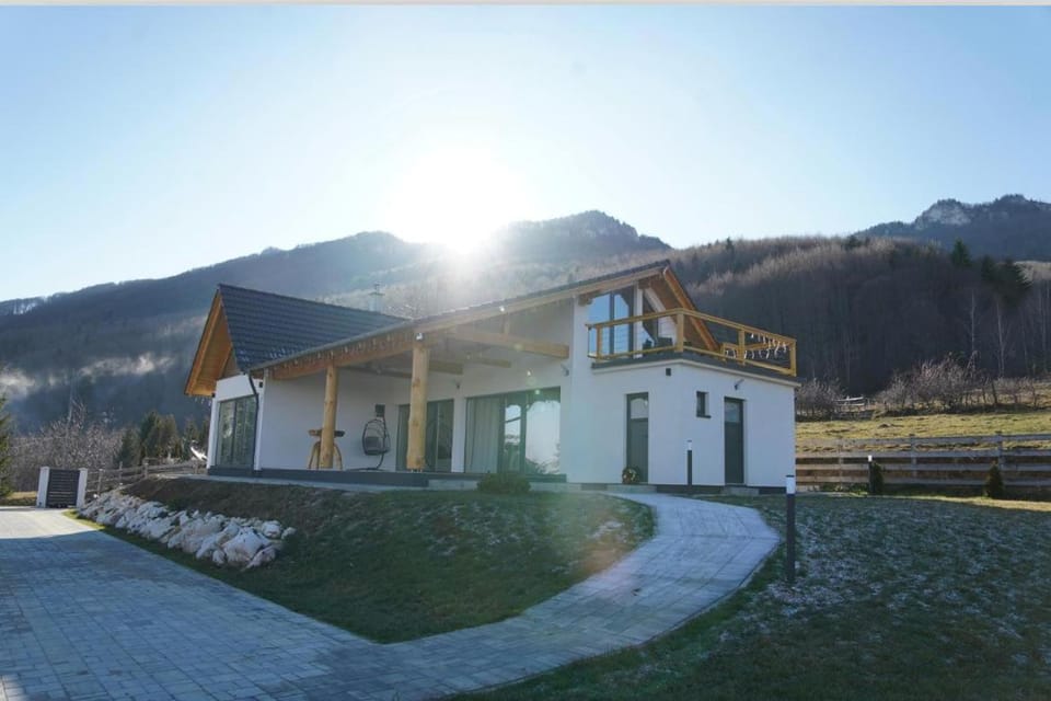 LuMar Lodge Tohăniță Zarnesti Chalet in Brașov County