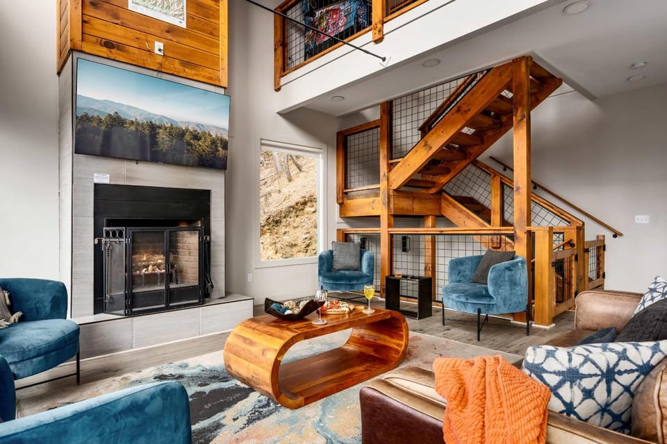 Amazing Views - Calm & Luxurious - Hot Tub - Games Chalet in Sevier County