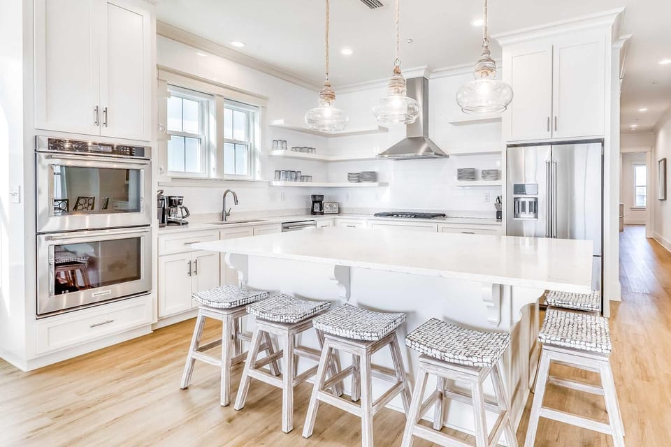 Elegant beachfront home w private plunge pool - steps from the sand House in Orange Beach