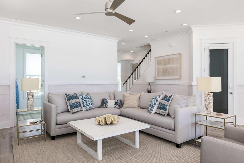 Luxury Gulf-front home w private splash pool & direct beach access House in Orange Beach