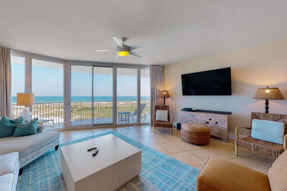 Gulf Getaway at Caribe with Stunning Views Heated Pools Spa Sauna Tennis House in Orange Beach