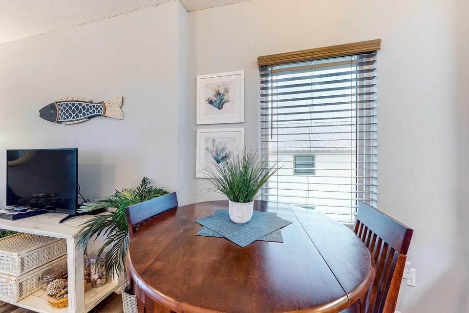 Gulf front corner condo w a private balcony plus a shared beachside pool House in West Beach