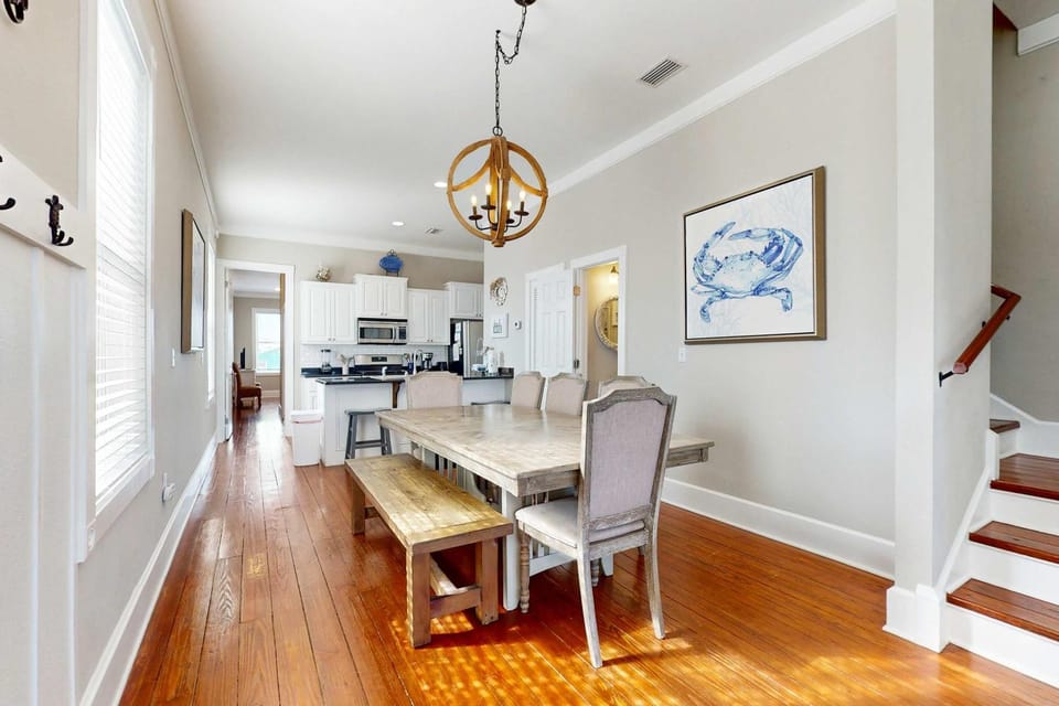 Lagoon-front dog-friendly duplex with heated outdoor pool hot tub & central AC House in West Beach