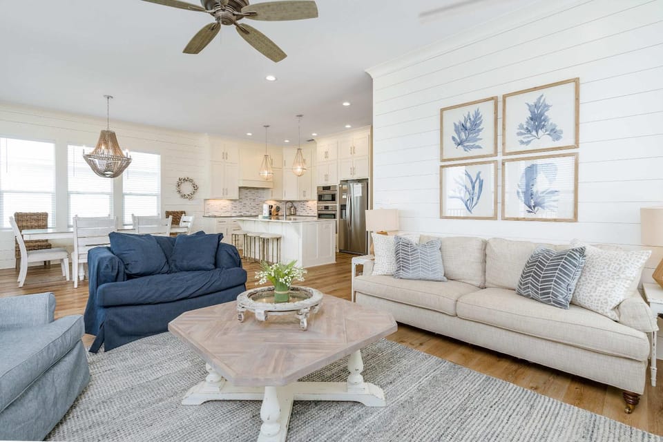 Gorgeous Oceanside Home with WiFi Private Pool Central AC W&D - Steps From Beach House in West Beach
