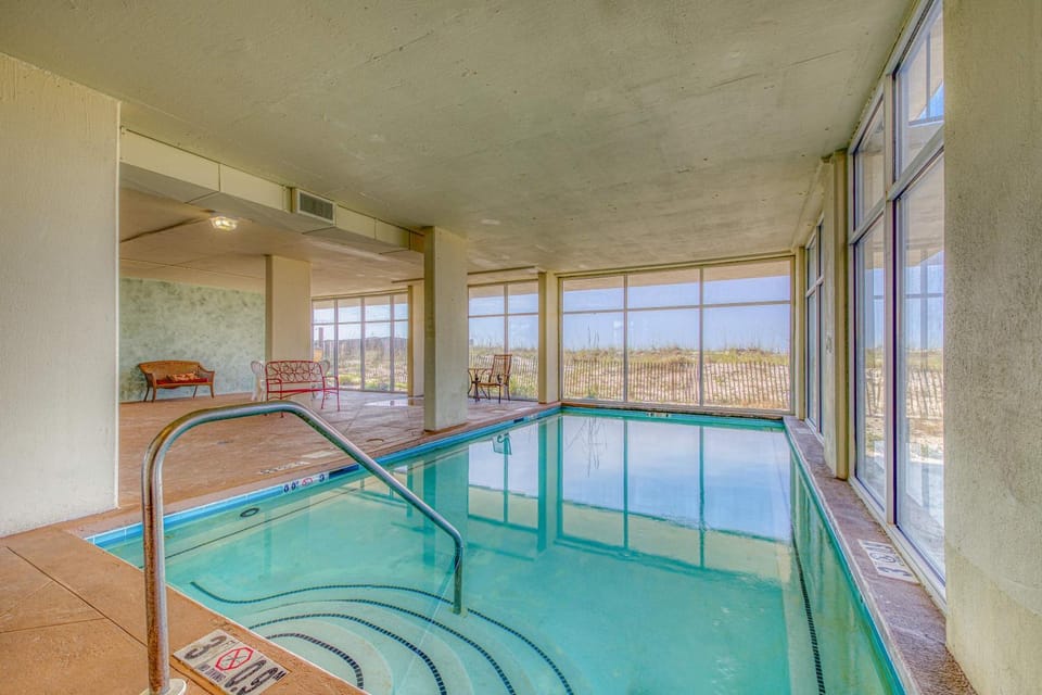 Gulf front condo with beach views pools & free WiFi House in Orange Beach