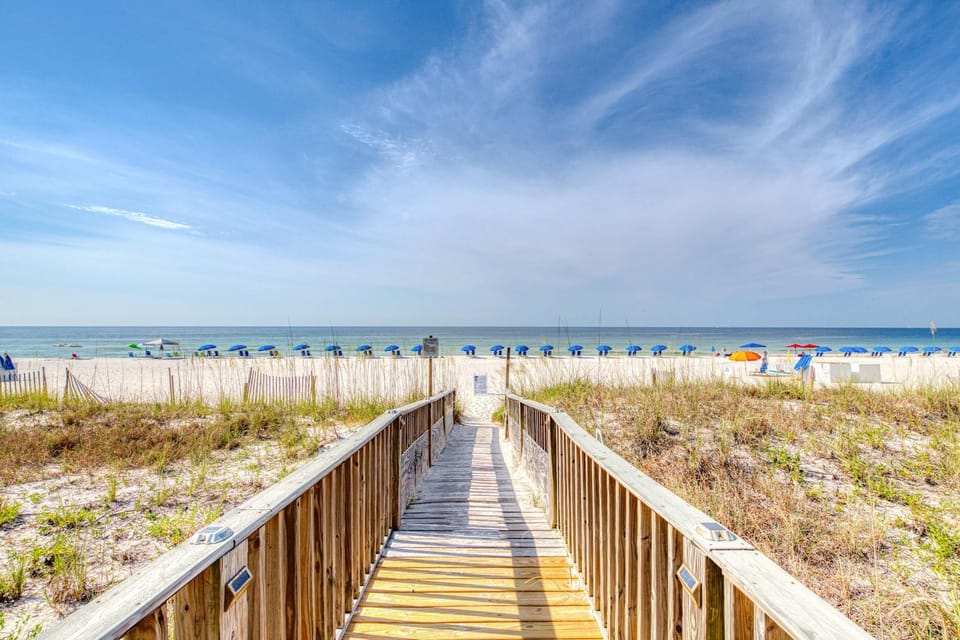 Gulf front condo with beach views pools & free WiFi House in Orange Beach