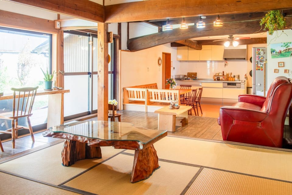 Living room, Dining area, kitchen