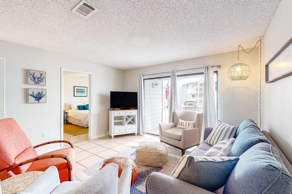 Calming water view condo with full kitchen balcony pool & TV - close to park House in Orange Beach
