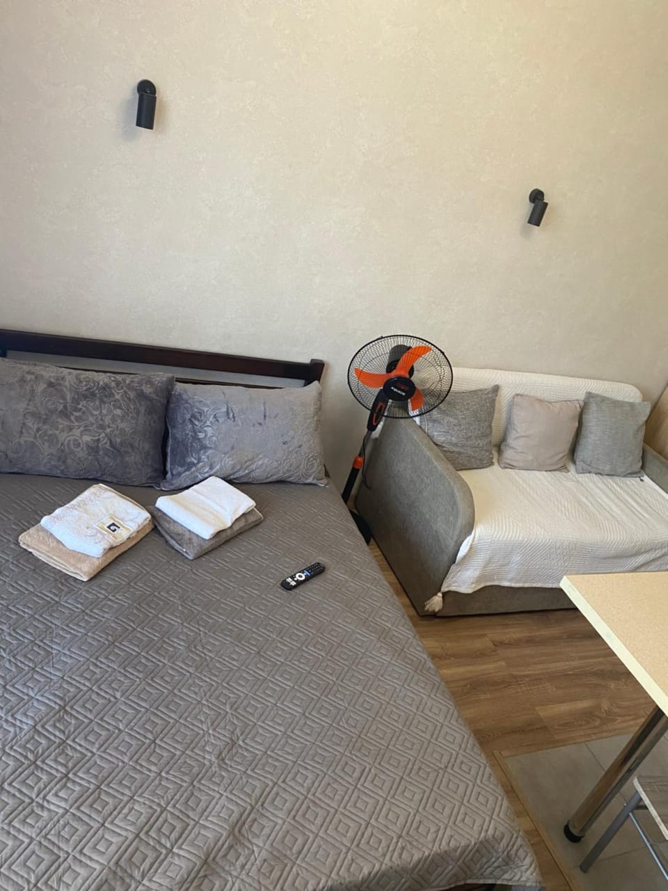 Квартира для відпочинку Бочарова 60 Одеса Apartment in Odessa