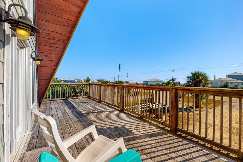 Unique beachside A-frame with porches fantastic views & ocean access House in Dauphin Island