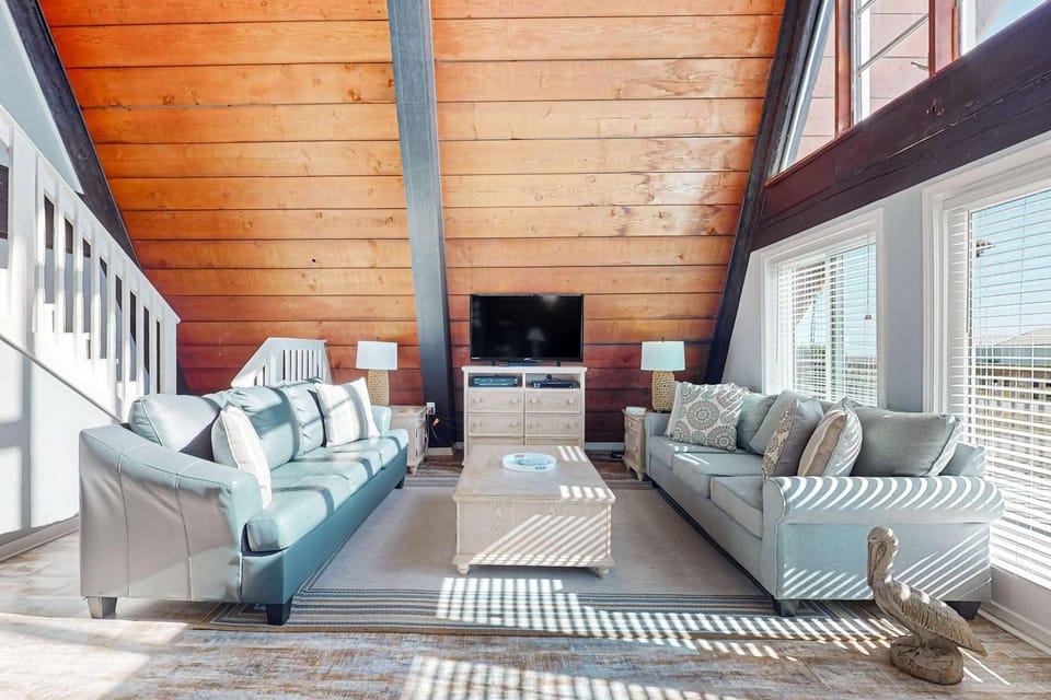 Unique beachside A-frame with porches fantastic views & ocean access House in Dauphin Island